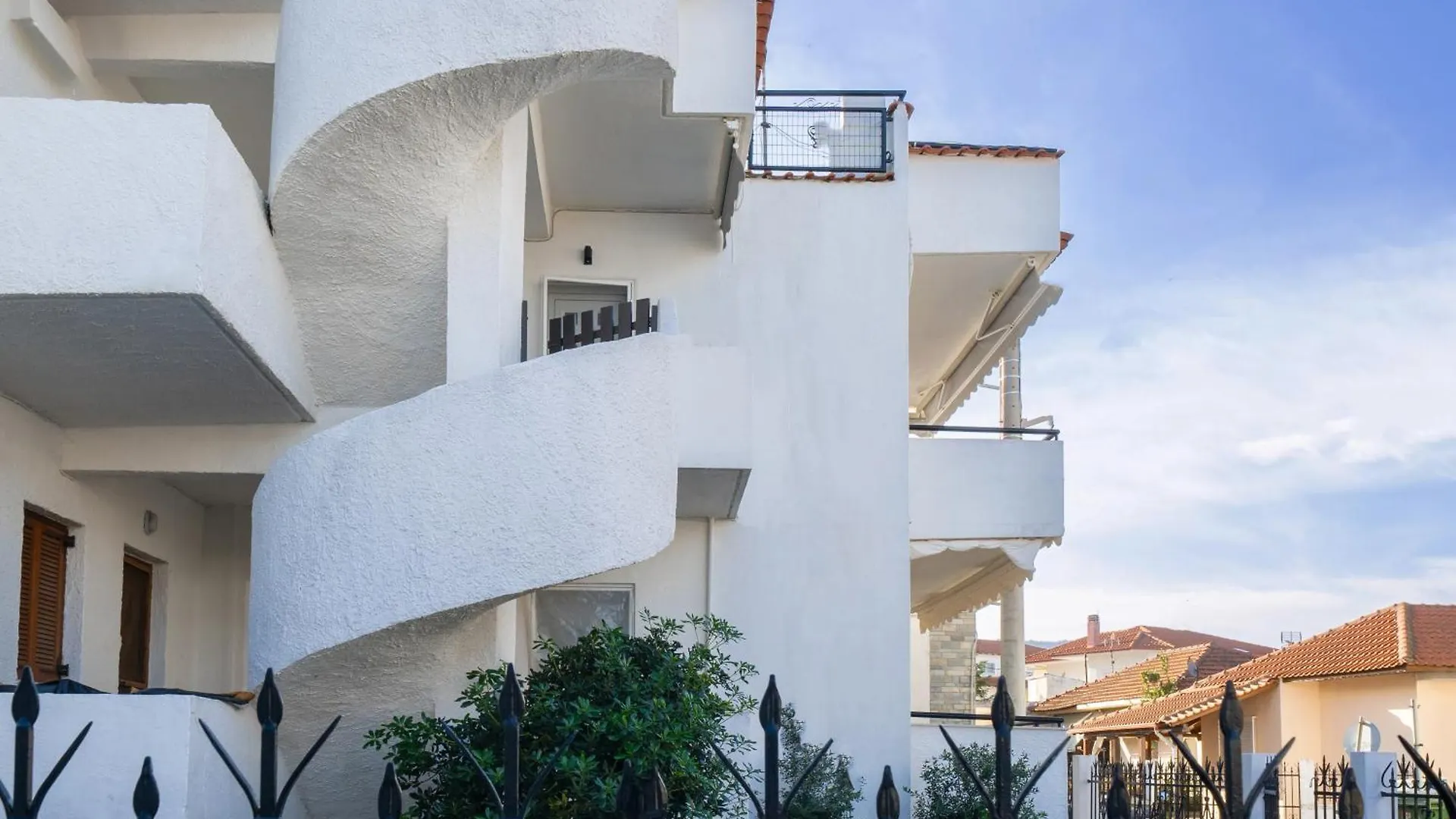 אולימפיאדה Poline Apartment יוון
